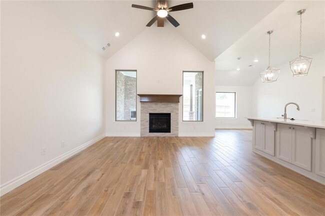 Building Photo - 12425 SW 30th St