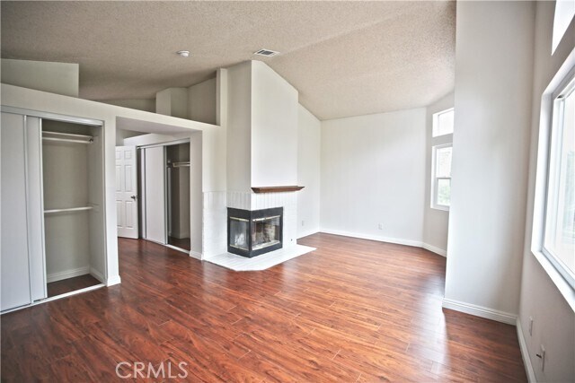 Building Photo - 3211 Armsley Dr