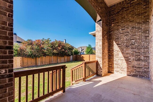 Building Photo - 1689 Cool Spring Way