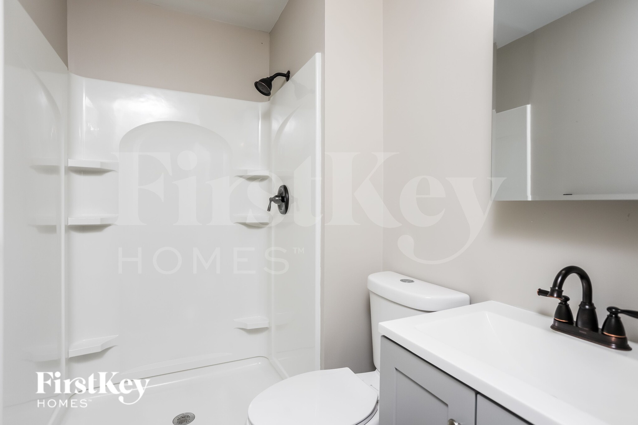 Building Photo - 855 Windemere Ave