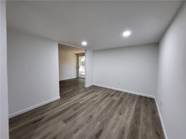 Building Photo - 5729 Rock Rd