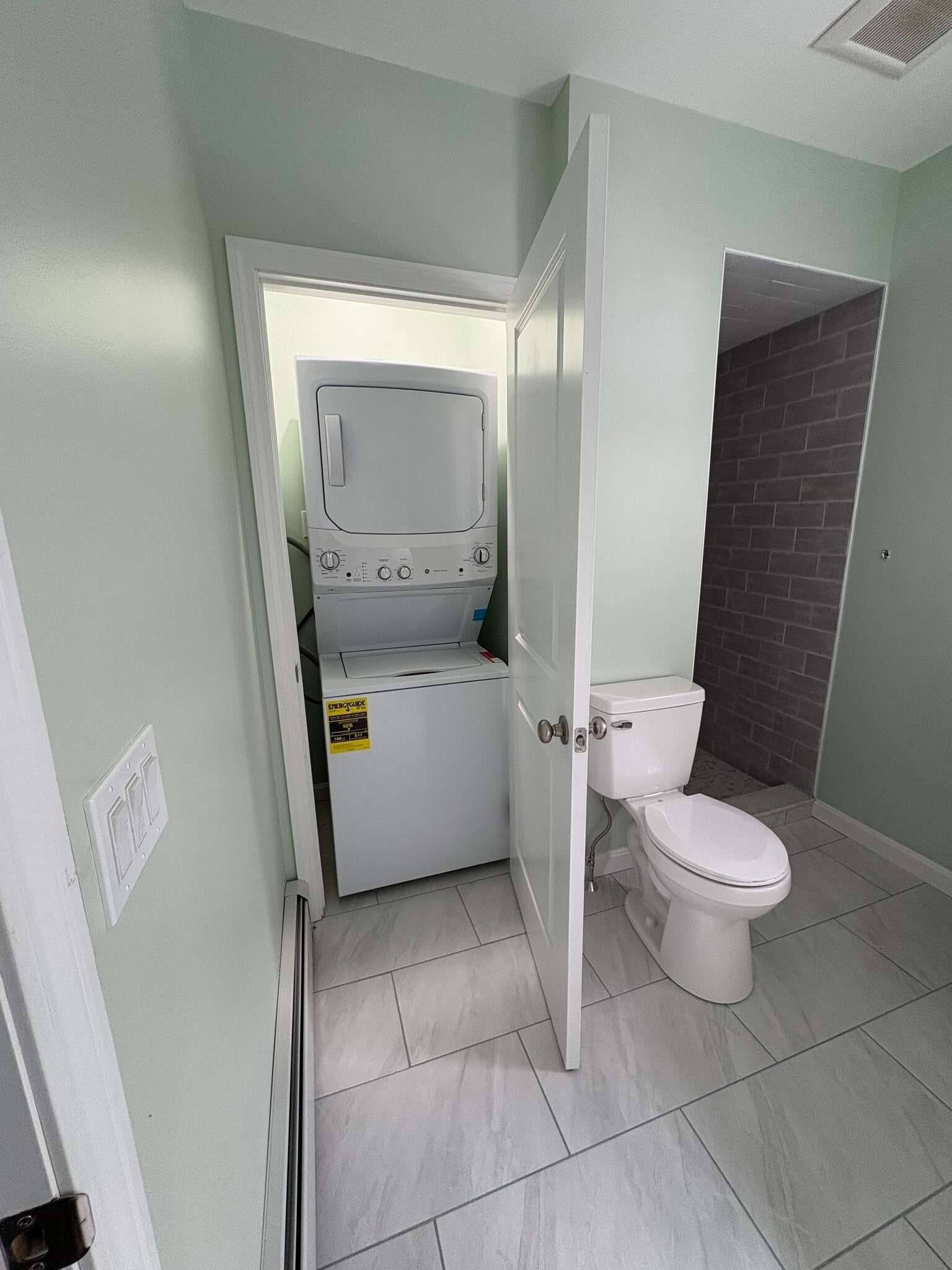 Building Photo - 316 Old Fall River Rd