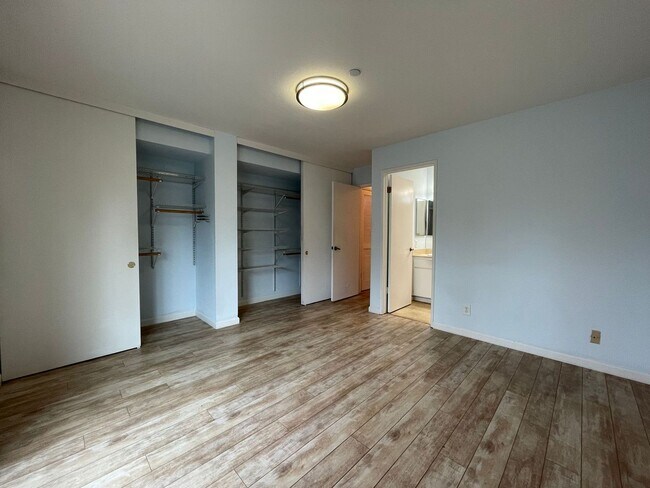 Building Photo - 1910 Barrymore Common #A, Fremont, CA 94538