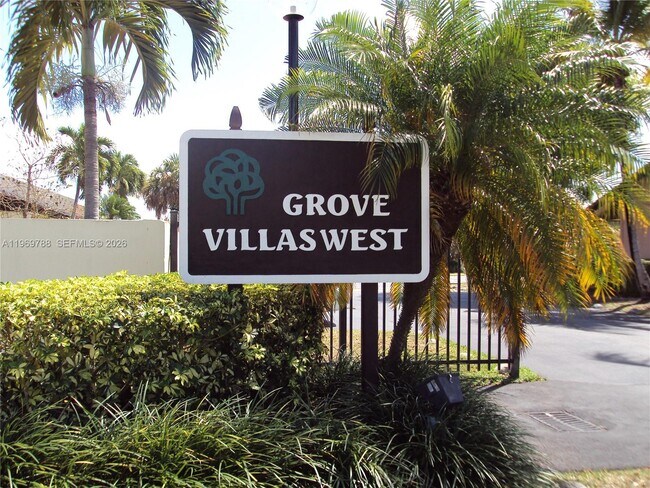 Building Photo - 15332 SW 80th Ln