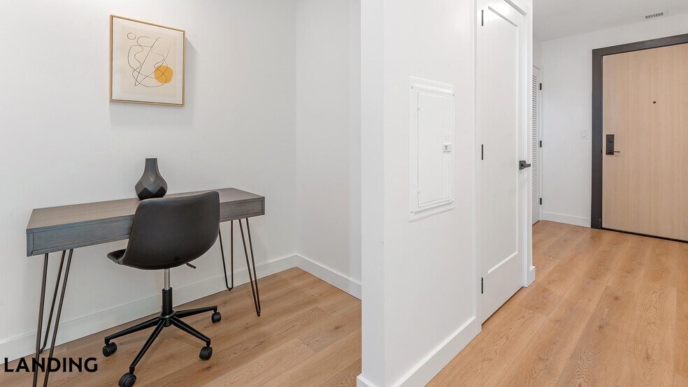 Building Photo - 632 Howard Rd SE