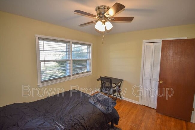 Building Photo - 1 Lee Ct