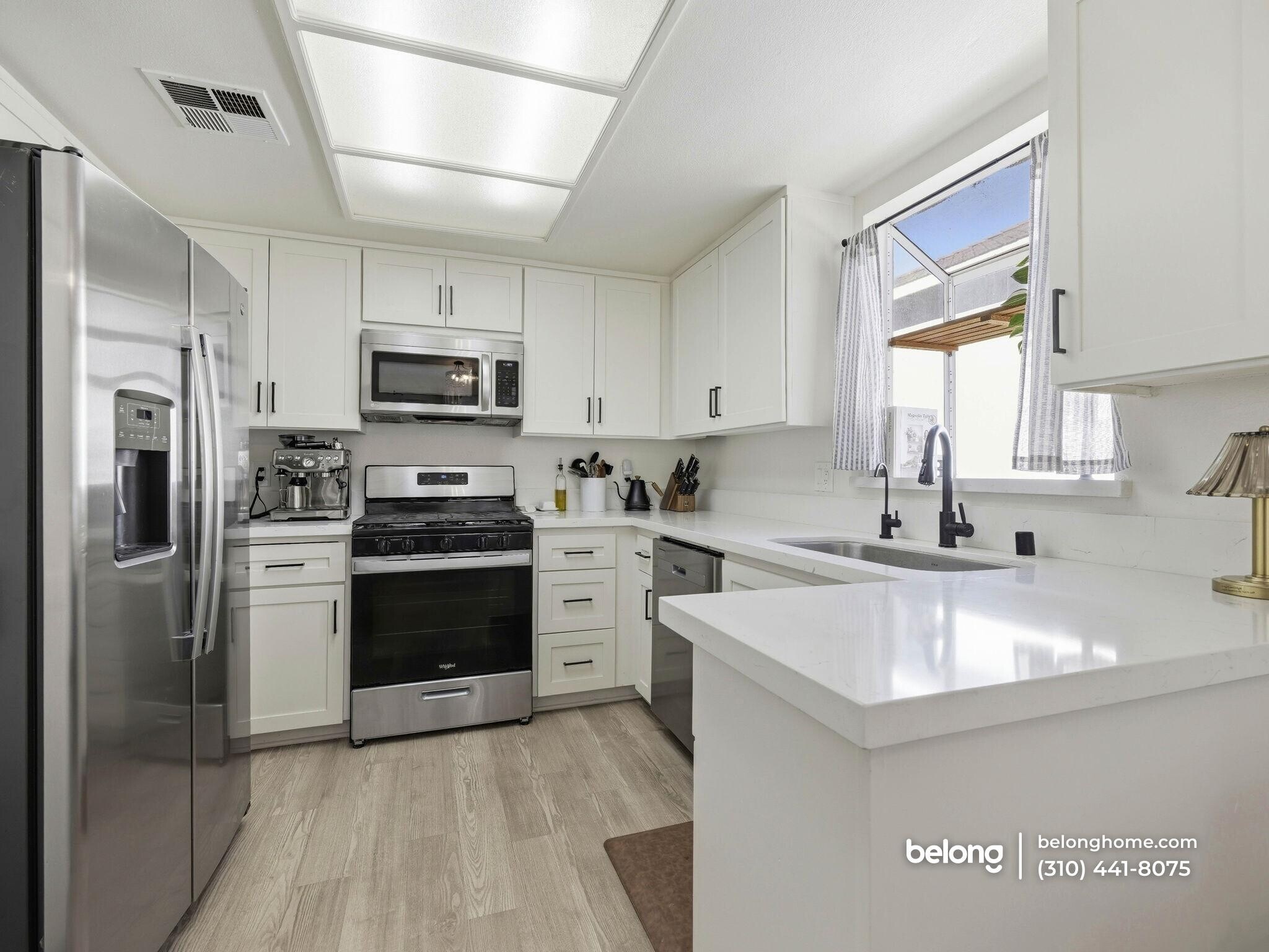 Building Photo - 26914 Flo Ln