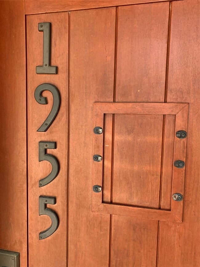 Building Photo - 1955 Portsmouth St