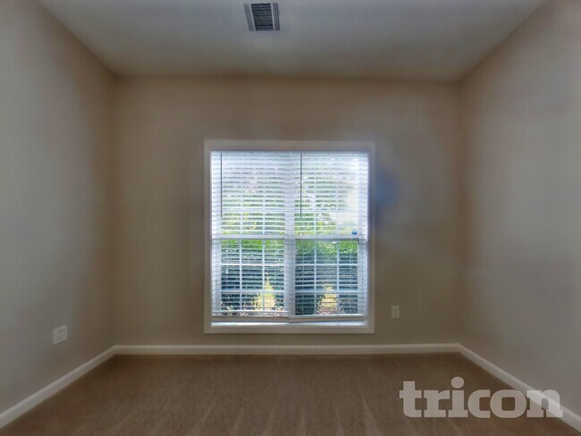 Building Photo - 308 Trail Spring Ct