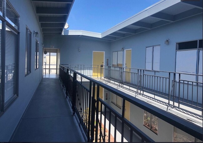 Open court - 331 Judah St