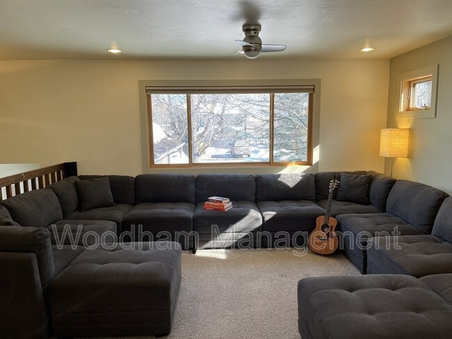 Building Photo - 321 N 22nd Ave