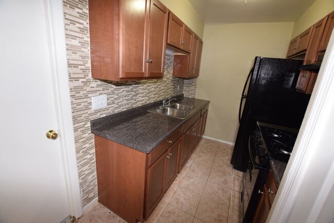 Building Photo - 3173 Split Willow Dr