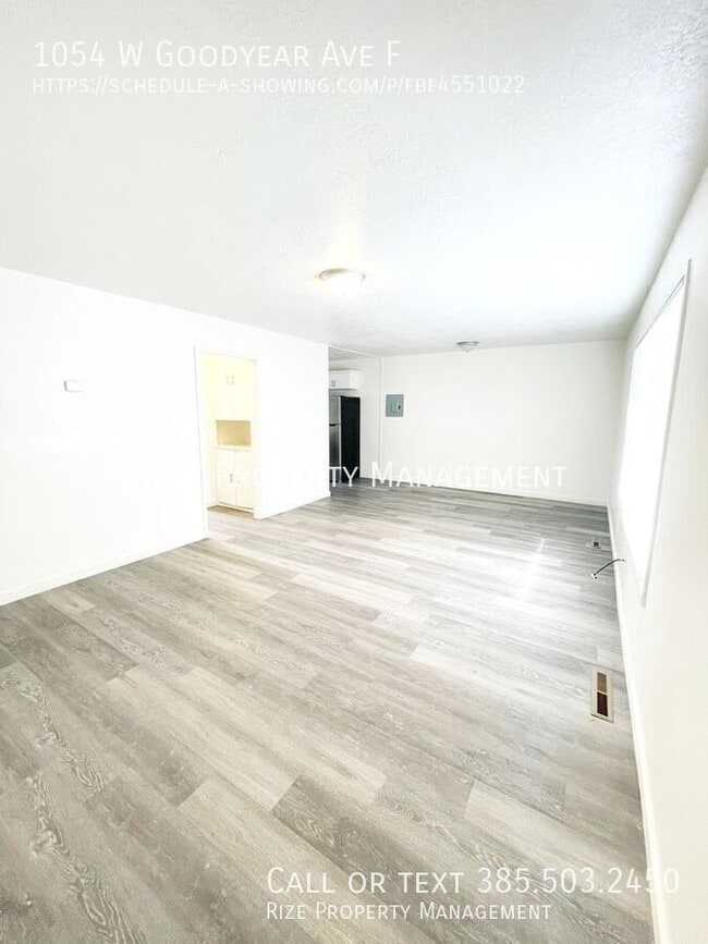 Building Photo - 1054 W 1520 N