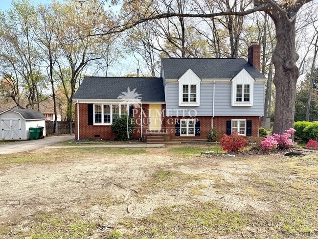 Building Photo - 2210 Waynick St