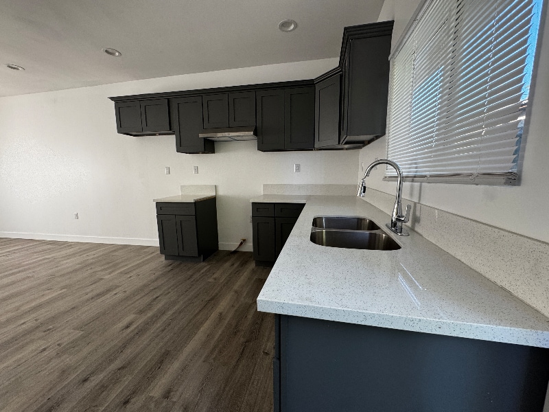 Building Photo - 1976 W 18th St