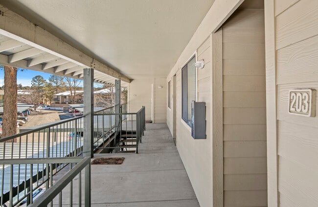 Building Photo - 3200 S Litzler Dr