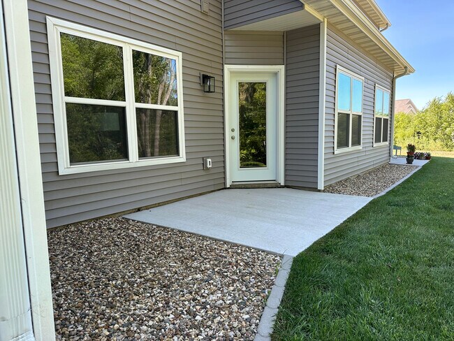 Private patio - 4302 Spruce Creek Dr