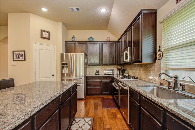 Building Photo - 8215 Laughing Falcon Trail