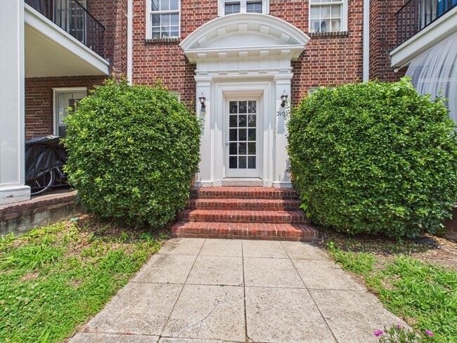 Building Photo - 3106 Patterson Ave