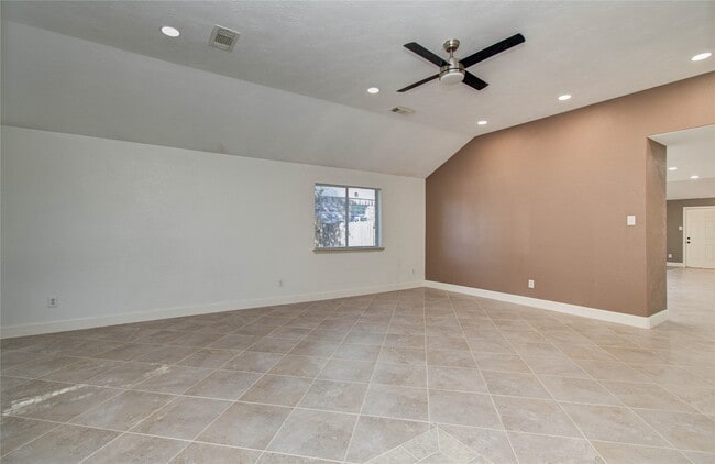 Building Photo - 12846 Sai Baba Dr