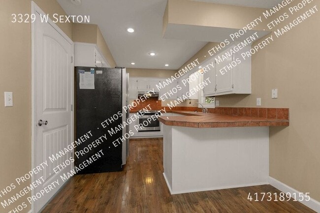 Building Photo - 3329 W Sexton-
