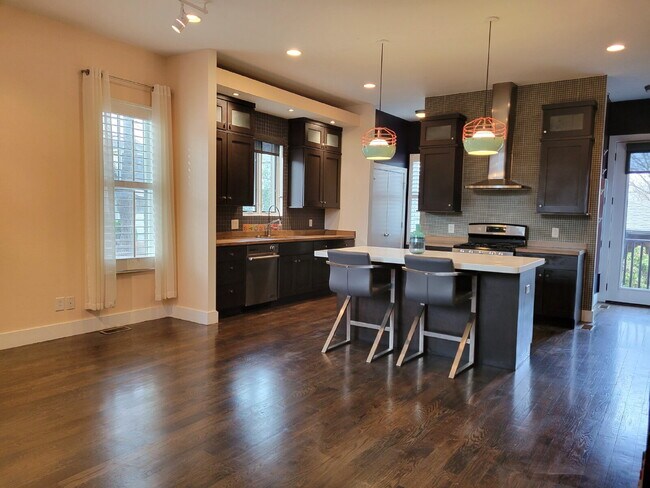 Building Photo - Luxury 12 South Brownstone with Courtyard | Rooftop Deck with Fireplace & Scenic Views | 2-Car Ga...