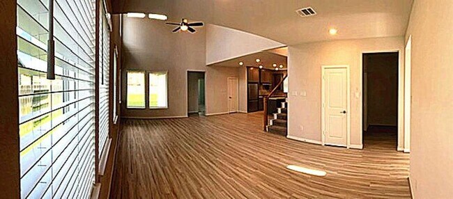 Building Photo - 8475 Harrington Grv Trl