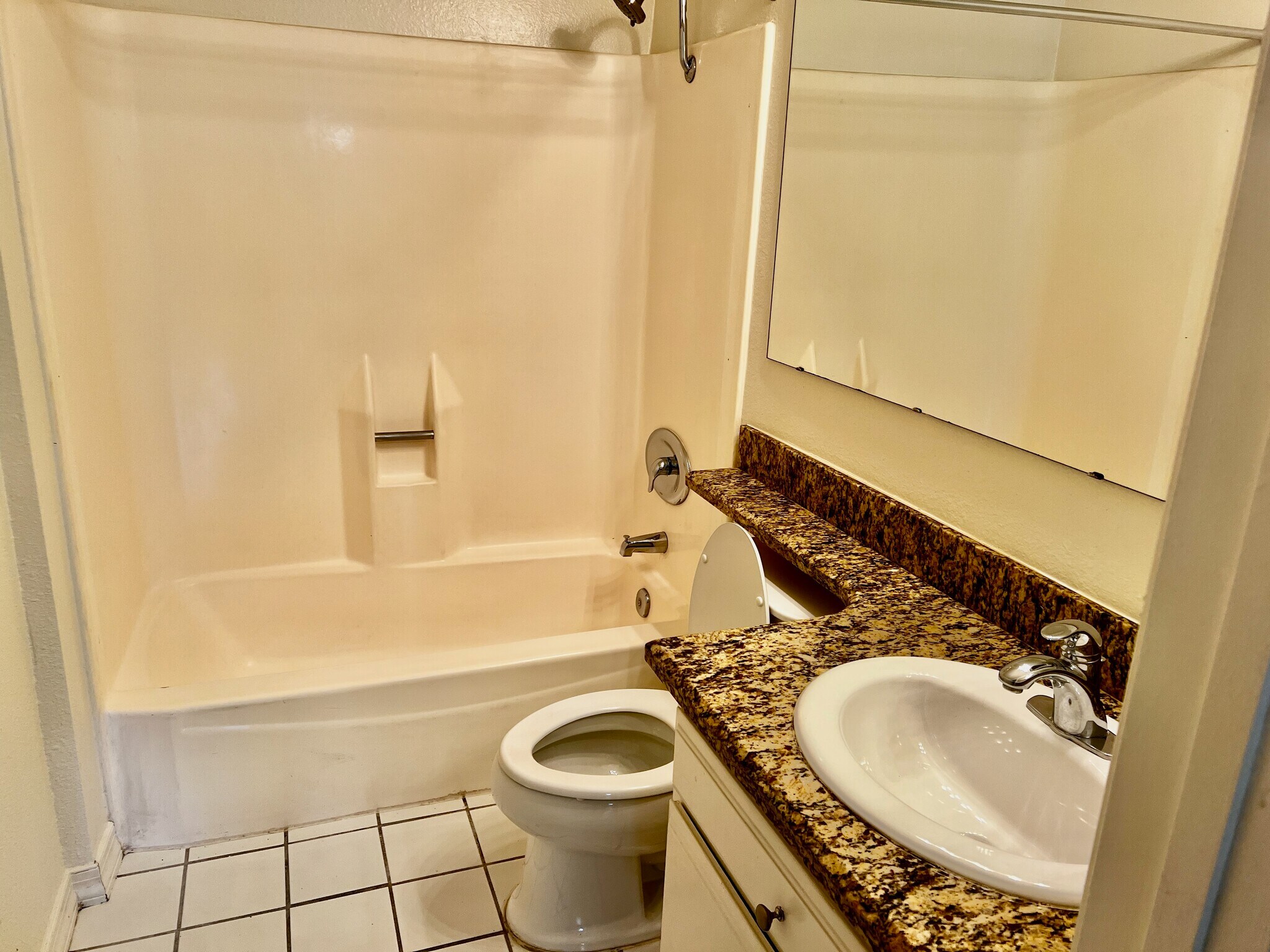 Building Photo - 10225 Caminito Cuervo