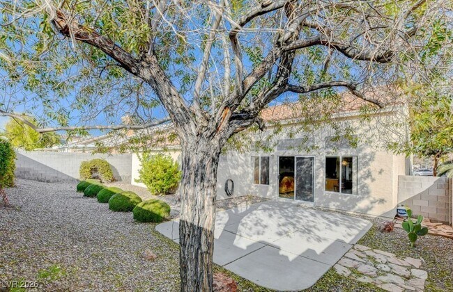 Building Photo - 7633 W Falcon Wing Ave