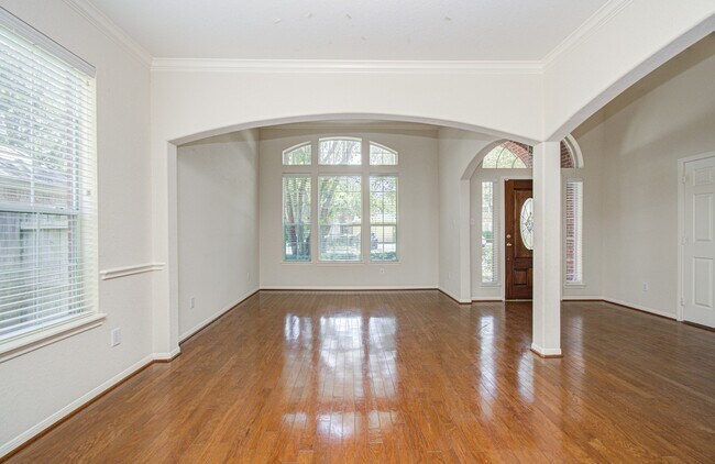 Building Photo - 6110 Barkermist Ln