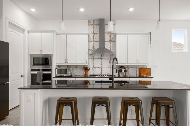 Building Photo - 385 Barnhill Lp