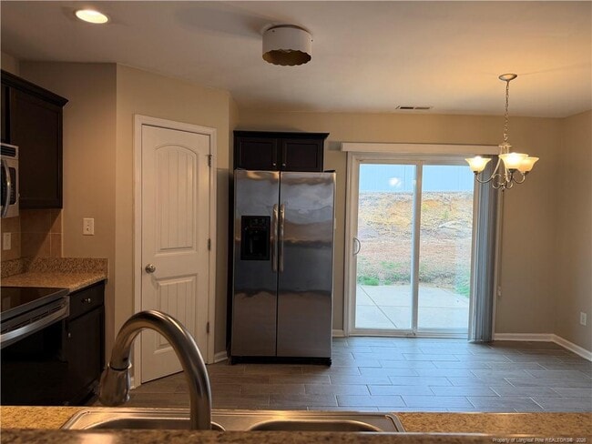 Building Photo - 434 New Castle Ln