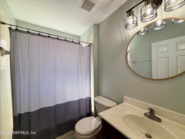 Building Photo - 1611 Heather Fields Ct