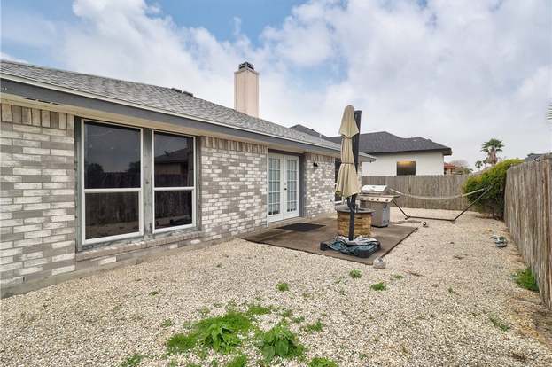 Building Photo - 14905 Dasmarinas Dr
