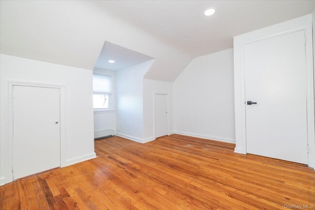 Building Photo - 5 Prospect St