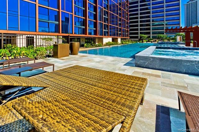 Building Photo - 1555 Kapiolani Blvd