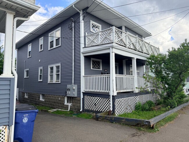Building Photo - North Shore Road