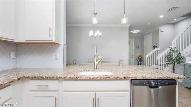 Building Photo - 9460 Sardinia Way