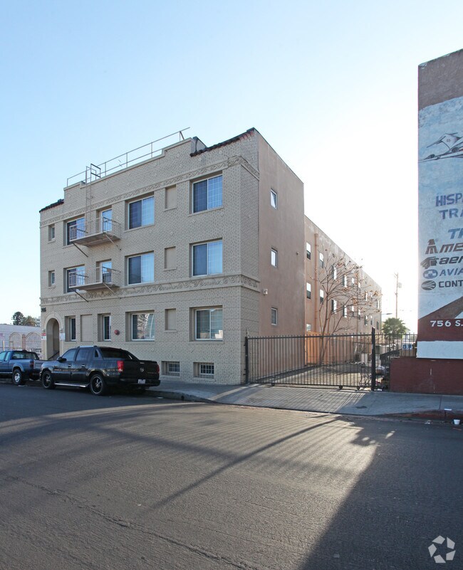 Building Photo - Central City Apartments