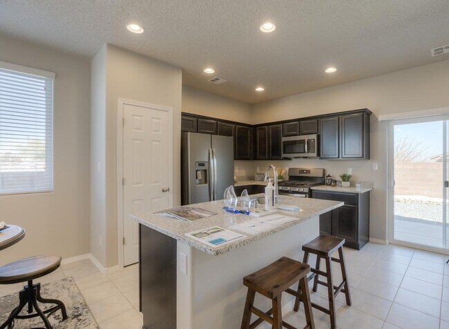 Building Photo - 388 Pecos Loop SE