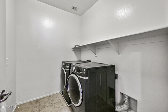 Building Photo - 5307 W Paso Trail