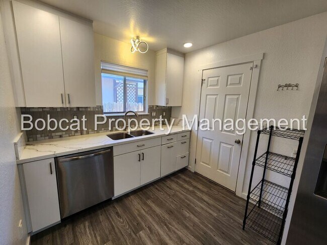 Building Photo - 3604 Imperial Wy