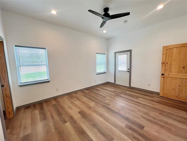 Building Photo - 108 Wood Duck Ln