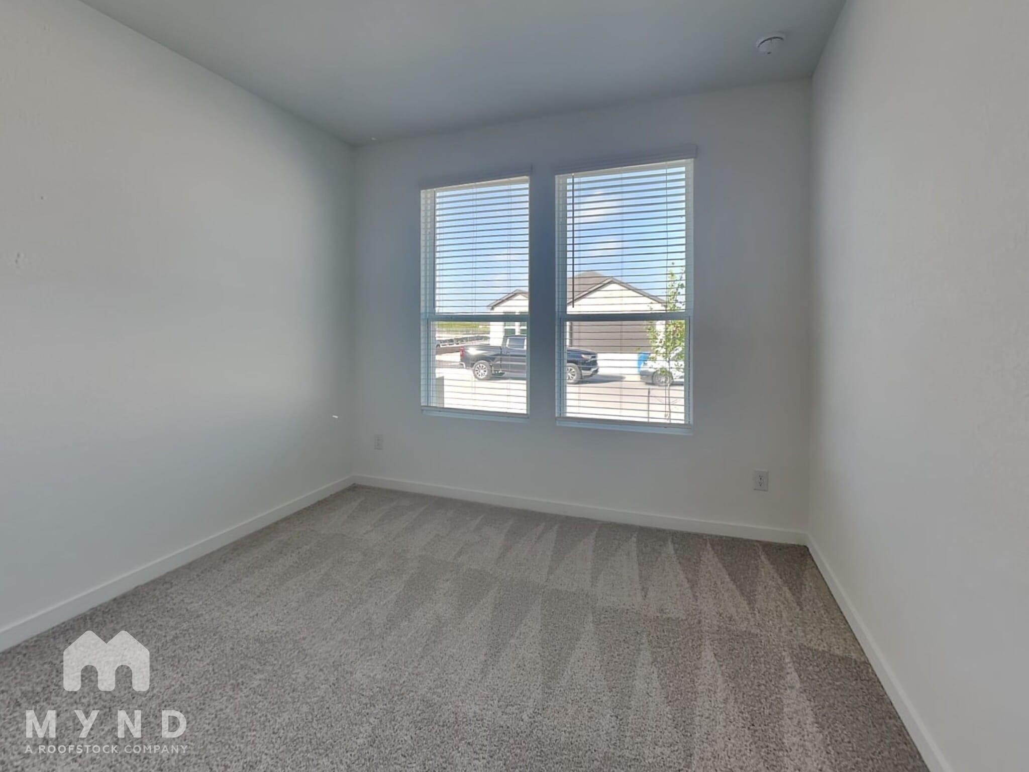 Building Photo - 10632 Ysasmendi Rdg