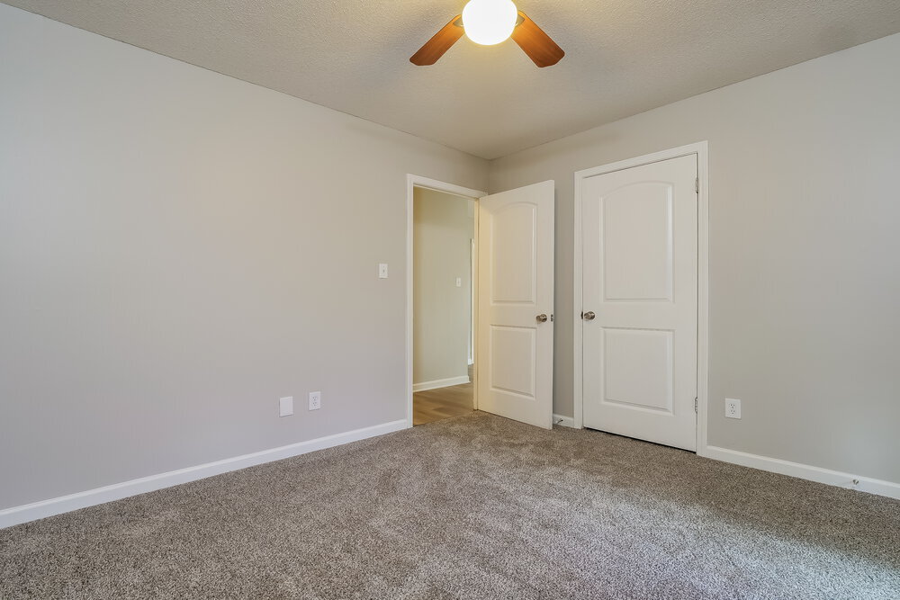 Building Photo - 3880 Warrington Dr