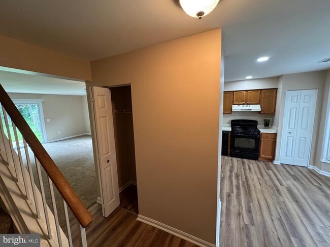 Building Photo - 10601 Greta Lynn Ct