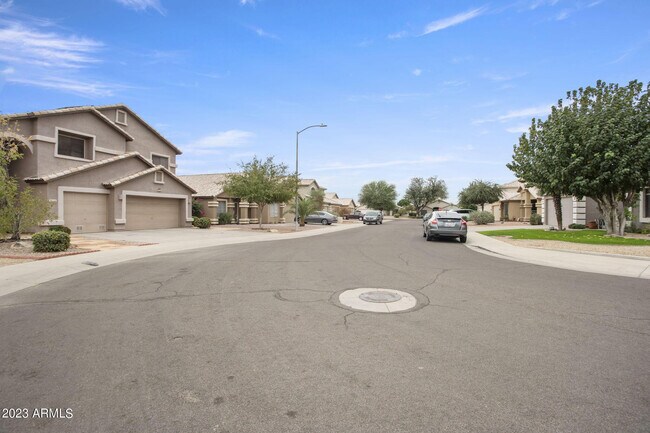 Building Photo - 7775 N 52nd Dr