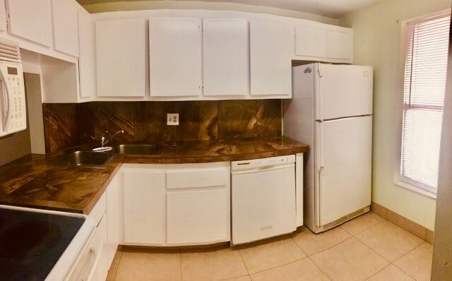 Building Photo - 6070 NW 64th Ave