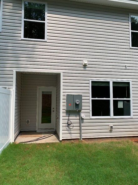Building Photo - 409 Sea Grit Ct