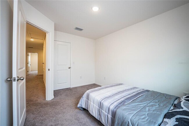 Building Photo - 3883 Academia Ave